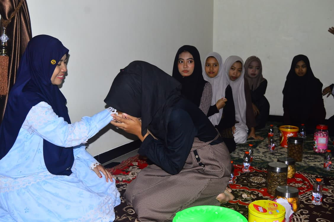 Di Tengah Riuhnya Dunia, Tradisi Silaturrahim Tetap Hidup di SMK NU Al Hidayah